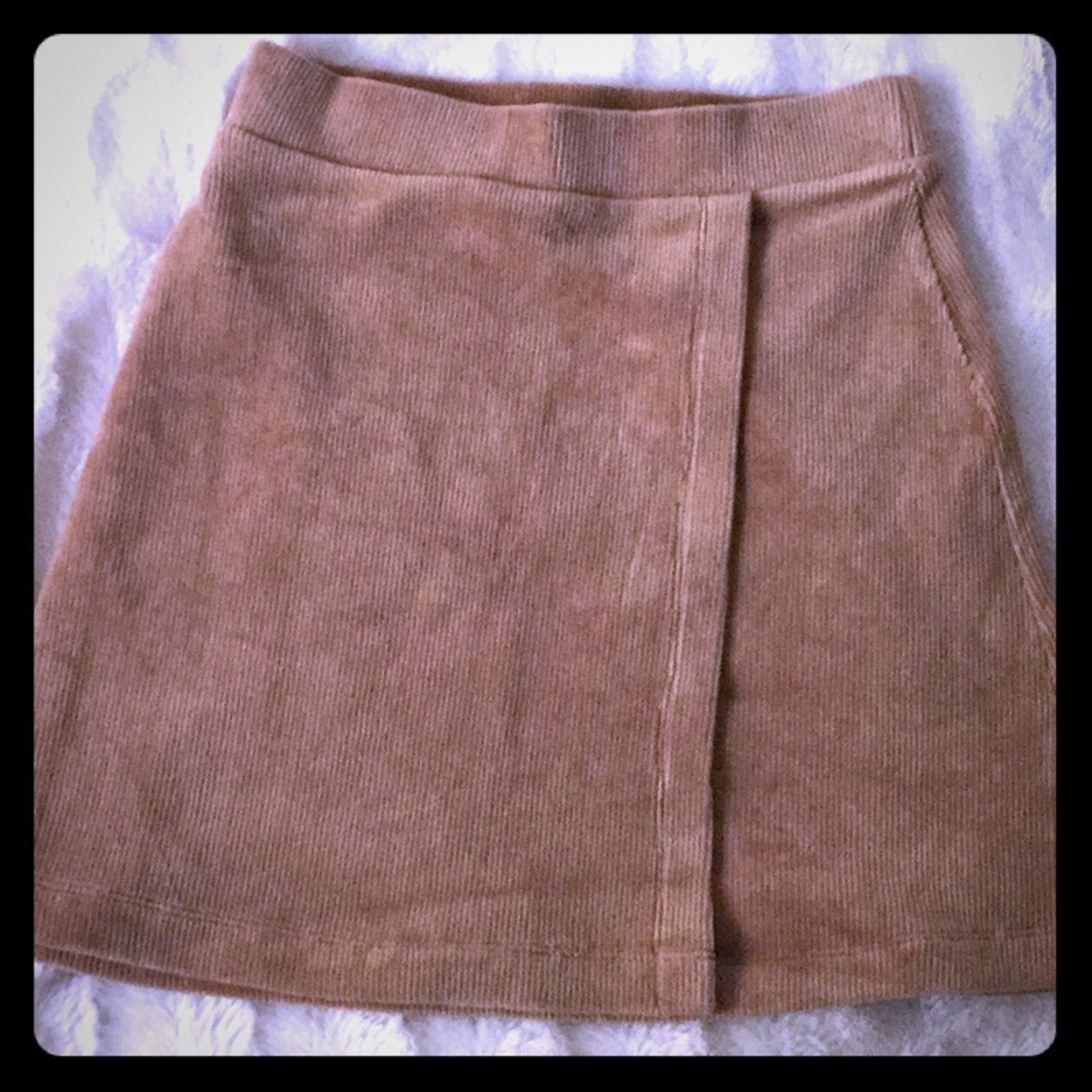🍁Forever 21 Stretchy Corduroy Velvet Skirt🍁